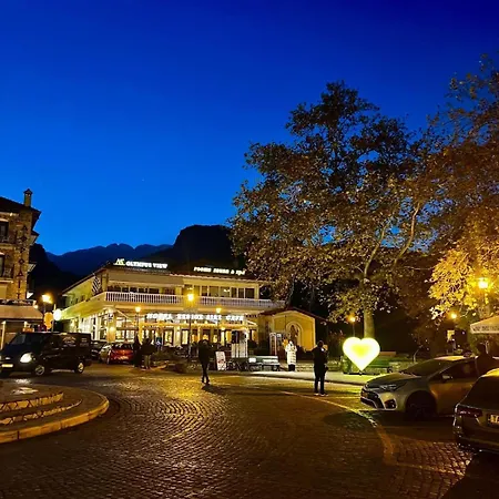 Olympus View Sauna & Πανσιόν 4*