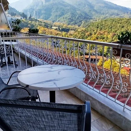 Olympus View Sauna & Πανσιόν 4*