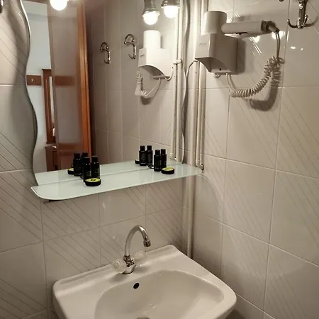Olympus View Sauna & Πανσιόν