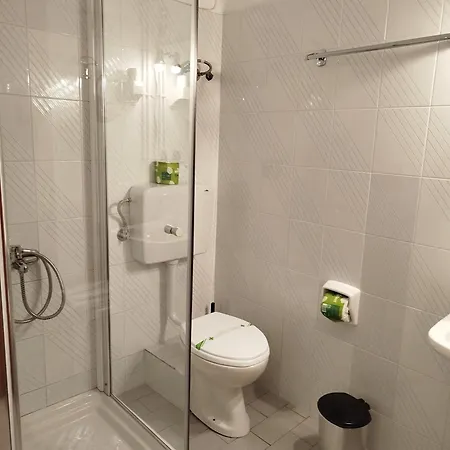 Olympus View Sauna & Πανσιόν 4*